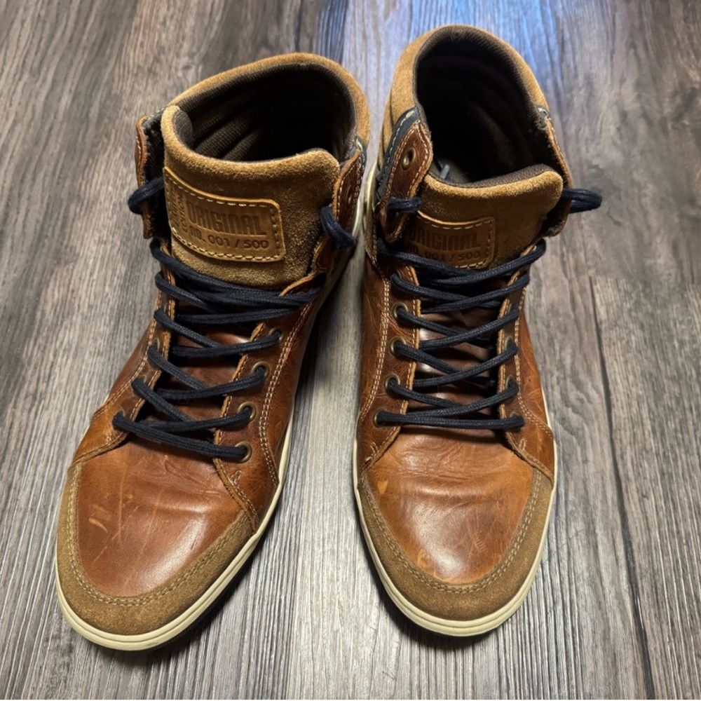 Bullboxer leather high top sneakers size 11